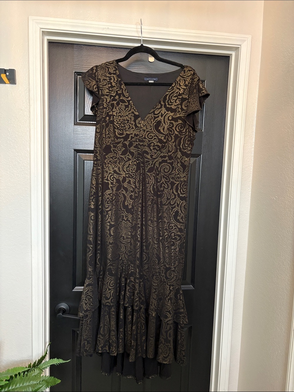 Tommy Hilfiger Brown & Gold V-Neck Brocade Print Ruffle Midi Dress